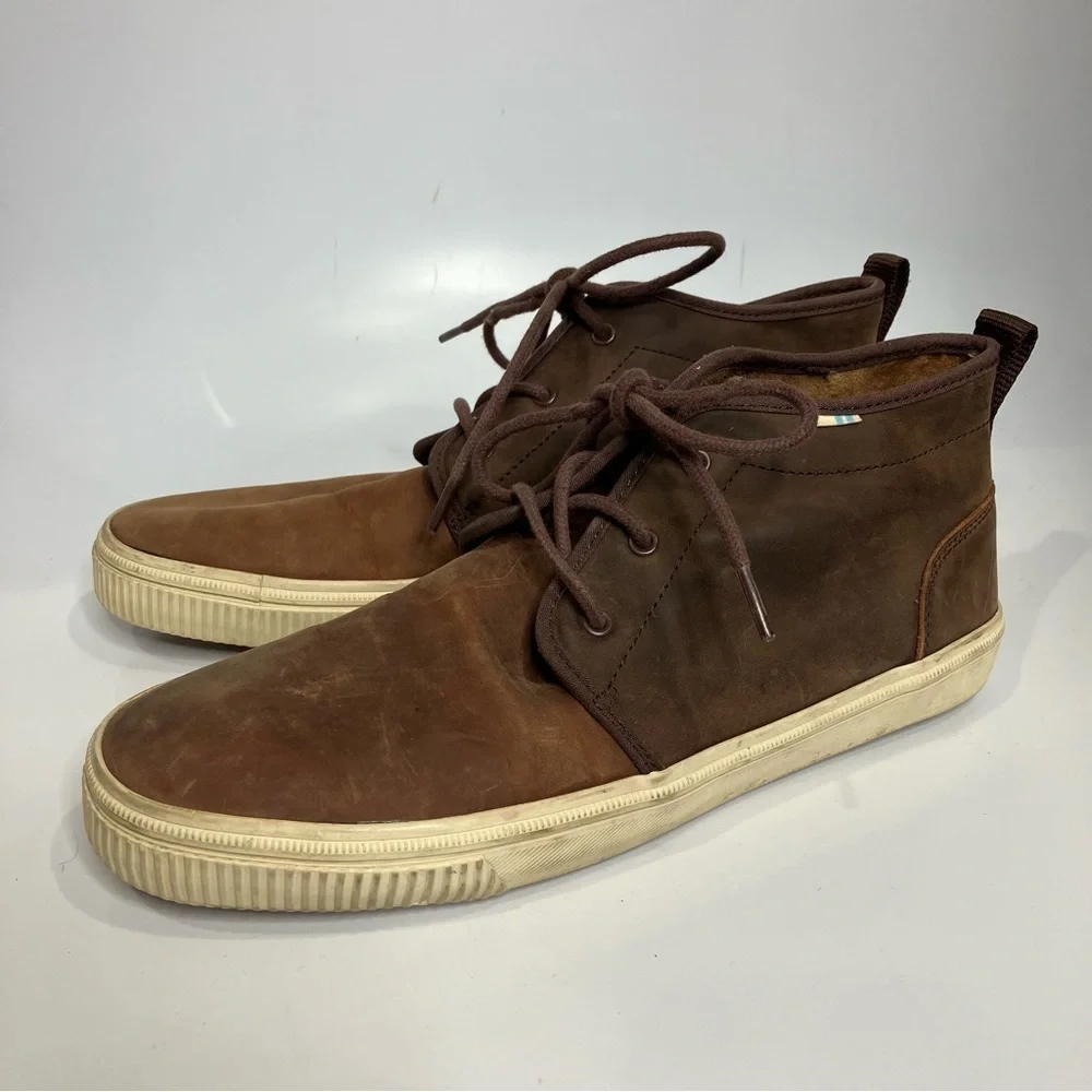 Toms brown leather chukka‎ boots size 9.5